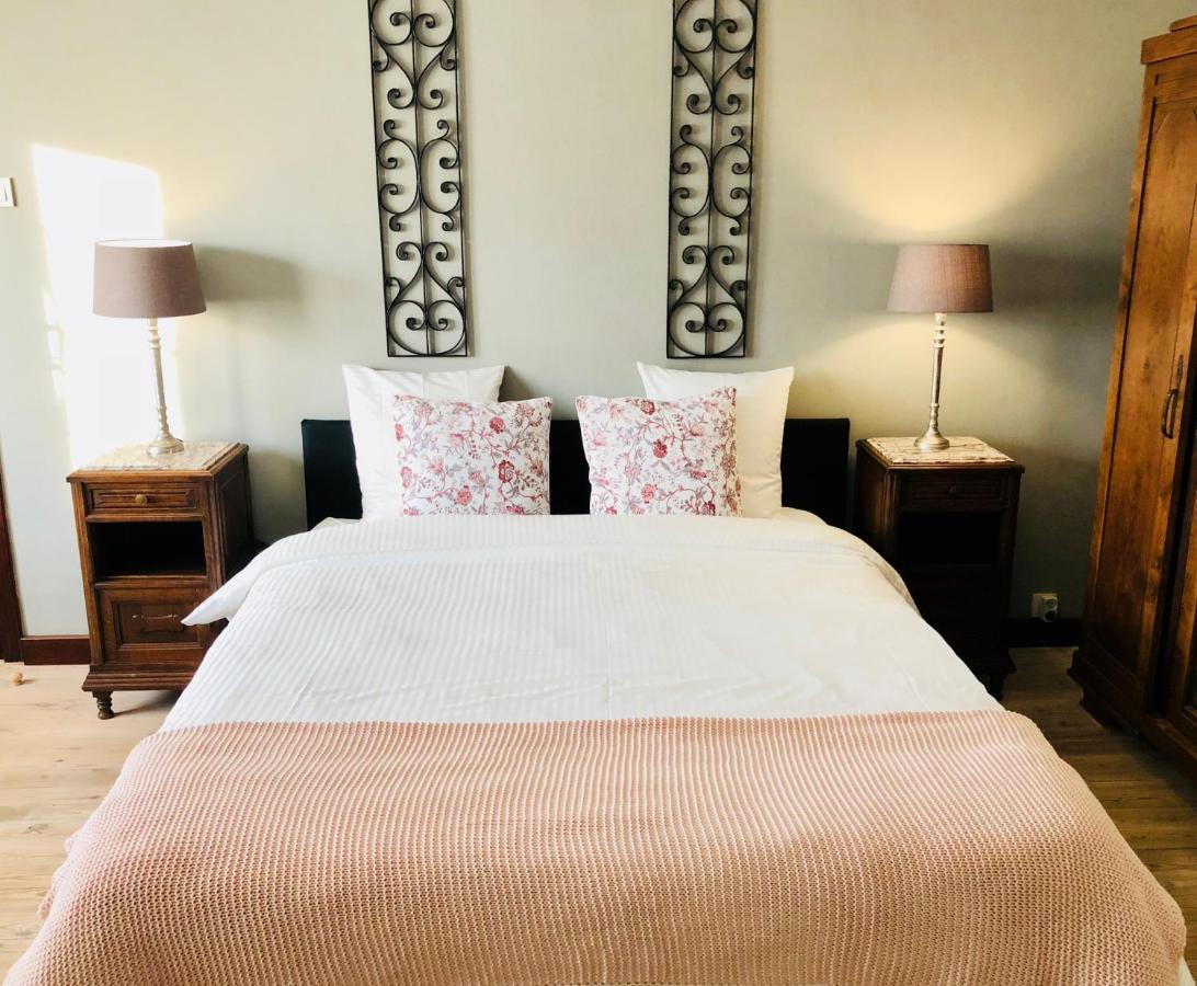 B&B La Corneille Μπριζ Εξωτερικό φωτογραφία